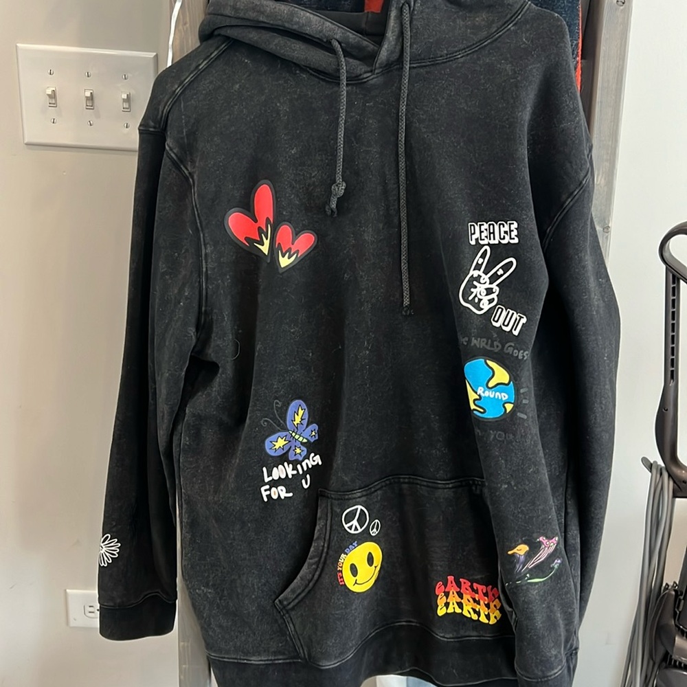 Pacing hoodie like new